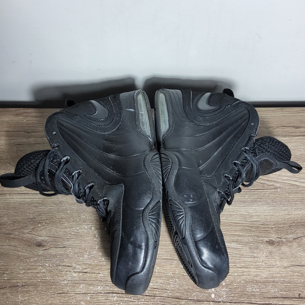 Nike Men's Air Max Wavy 'Triple Black'  Size 9.5 - Picture 6 of 10